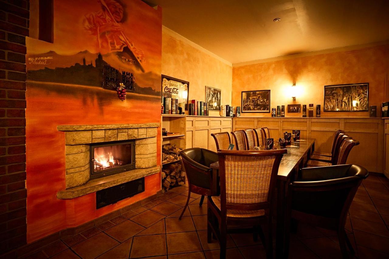Pension Ruessel-Pub Sangerhausen Εξωτερικό φωτογραφία