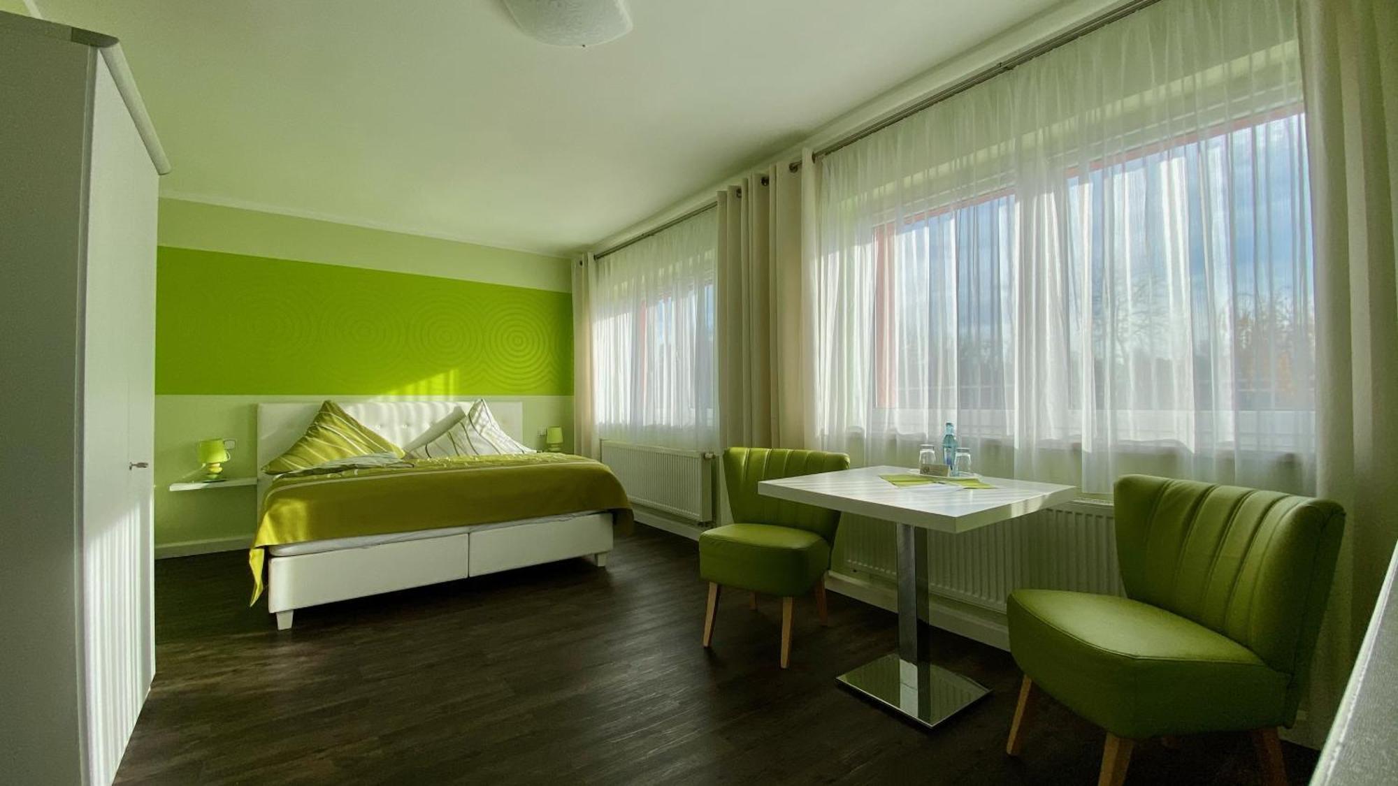 Pension Ruessel-Pub Sangerhausen Εξωτερικό φωτογραφία